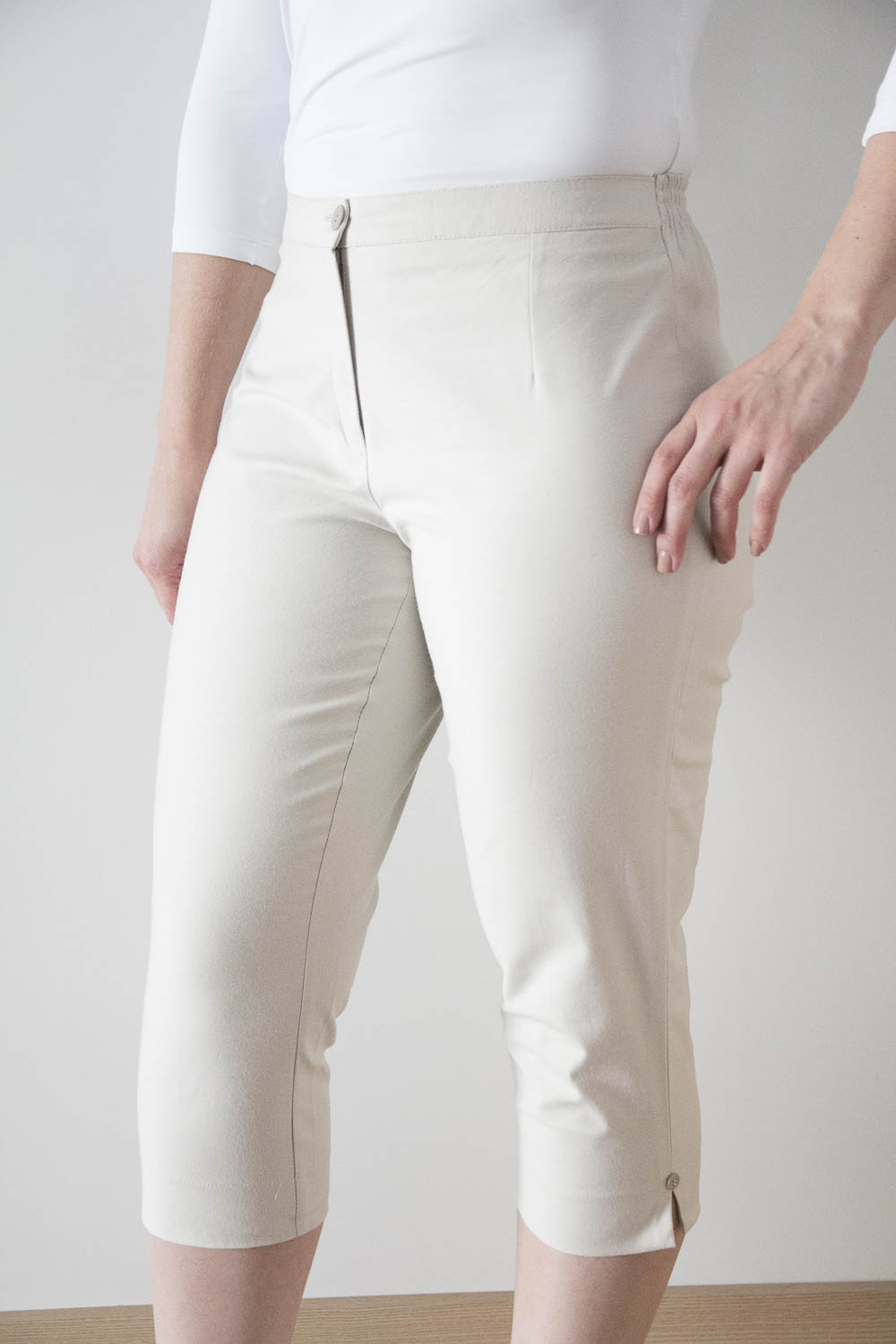 calça capri feminina tecido